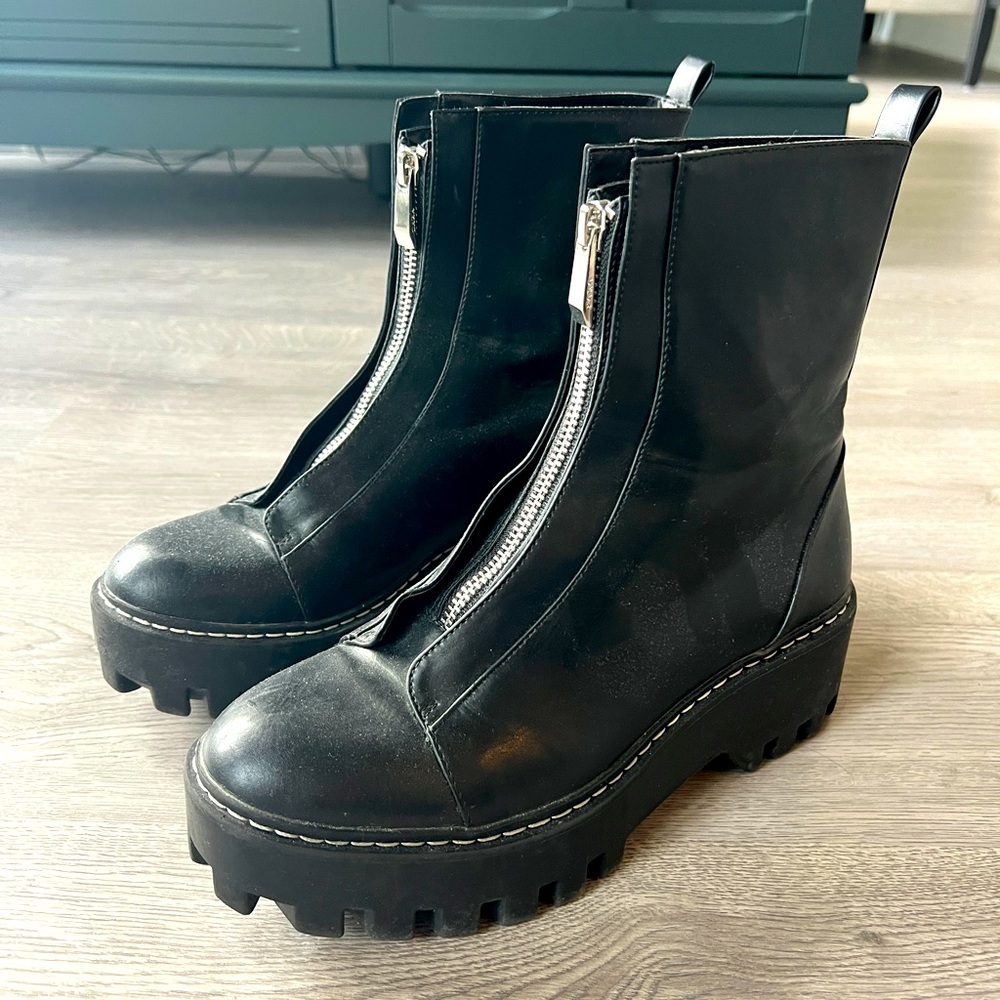 Zara black zipper ankle boots